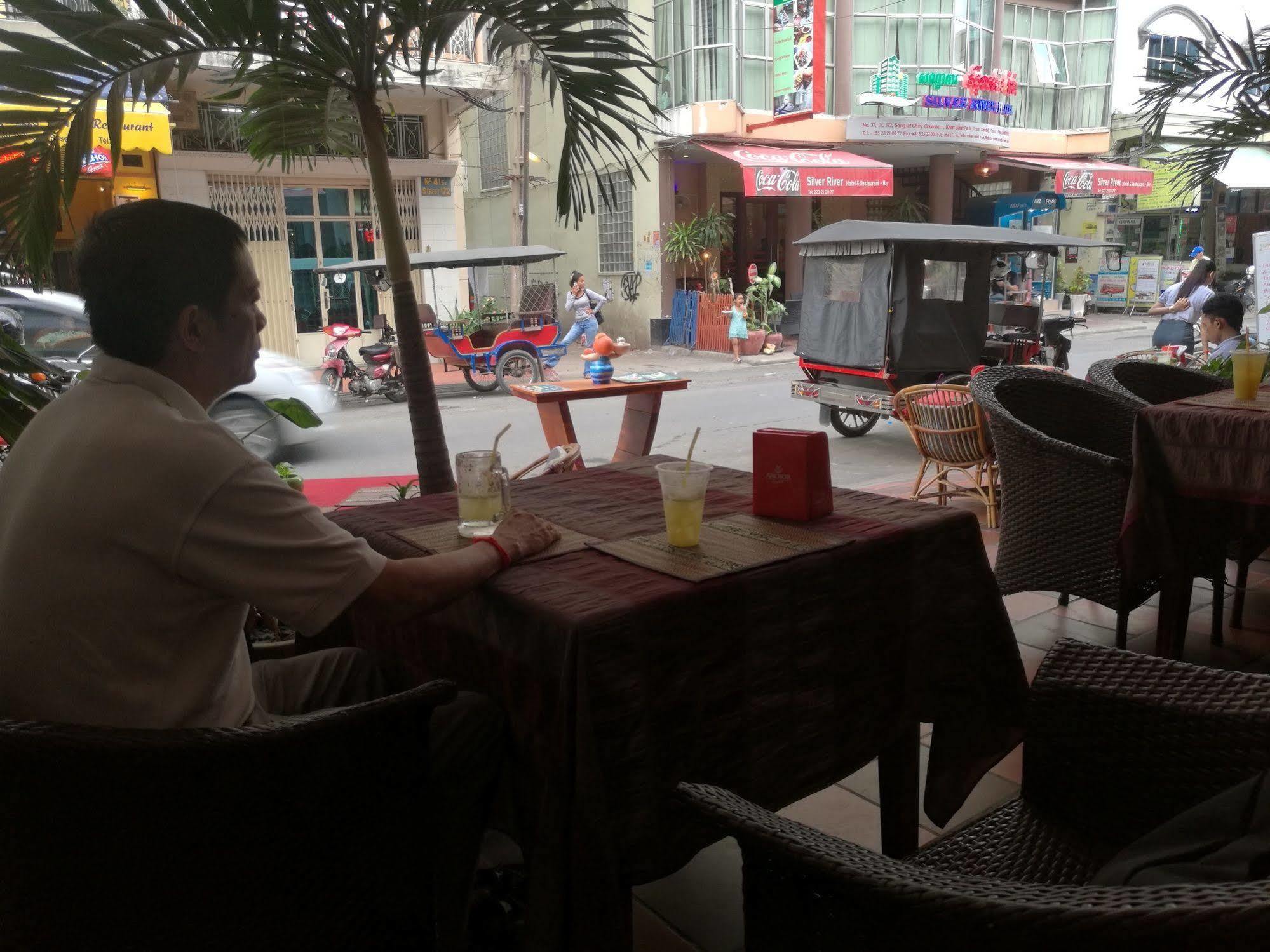 Mama'S Villa Phnom Penh Zewnętrze zdjęcie